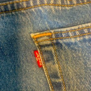 Mens Levi’s 501 button fly jeans 42 x 30
